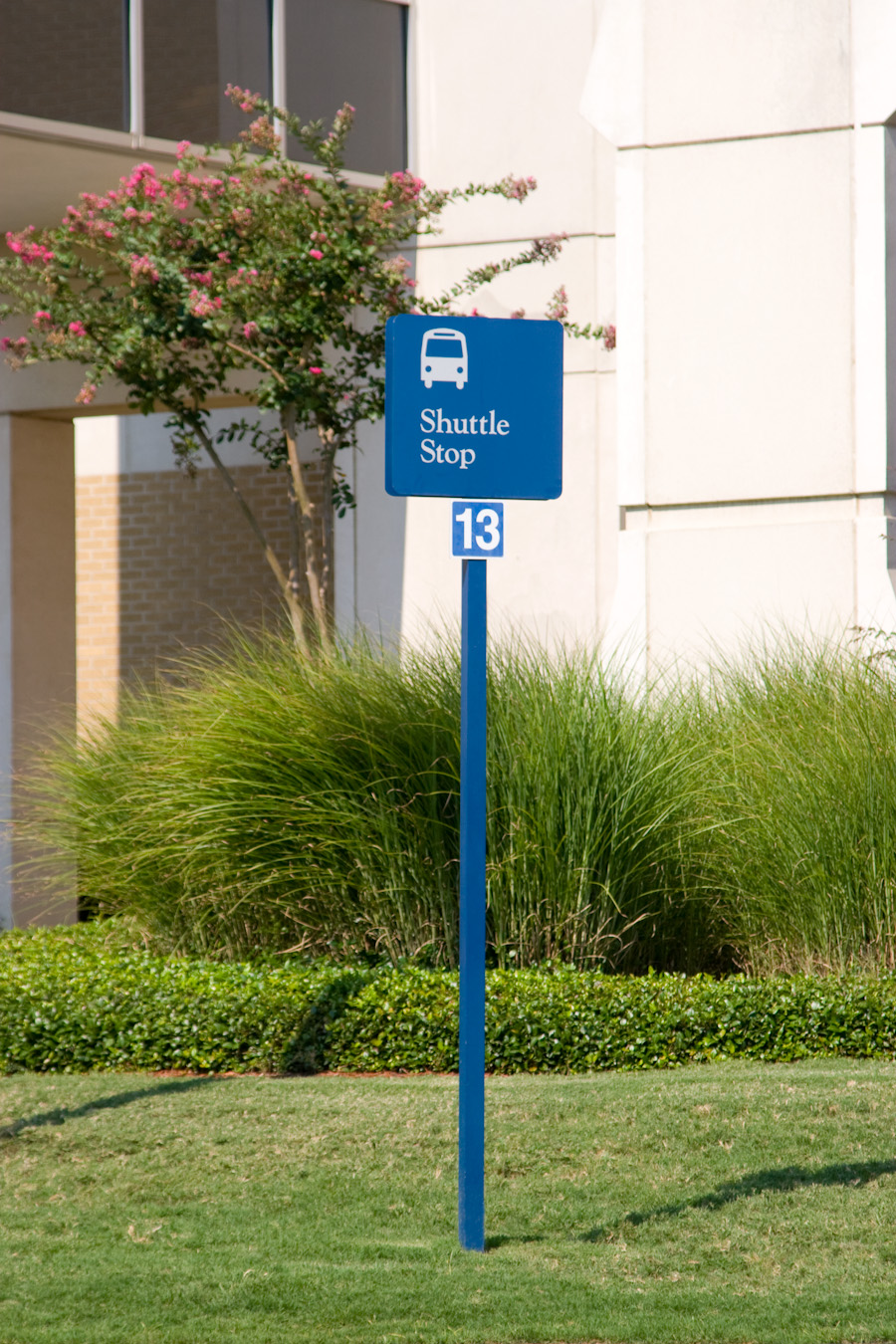 Traffic directional post and panel sign